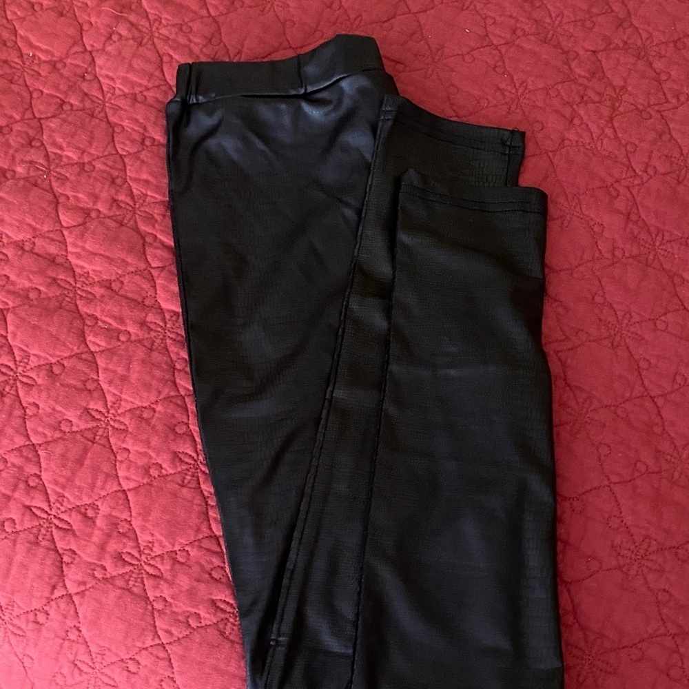 SHEIN women’s faux leather leggings